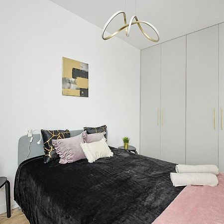 Optykow 3A Cozy Studio Promenada Apartment Varşovia Exterior foto