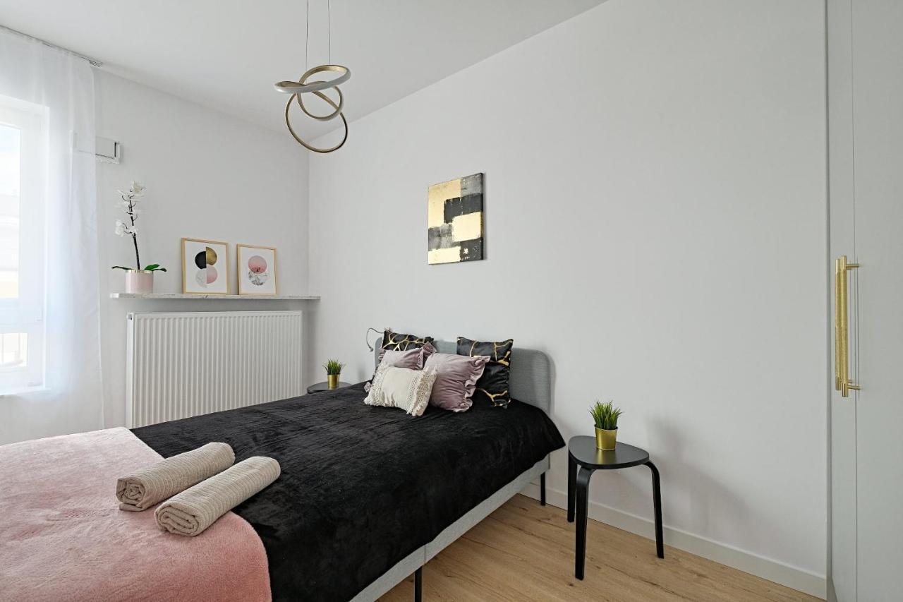 Optykow 3A Cozy Studio Promenada Apartment Varşovia Exterior foto