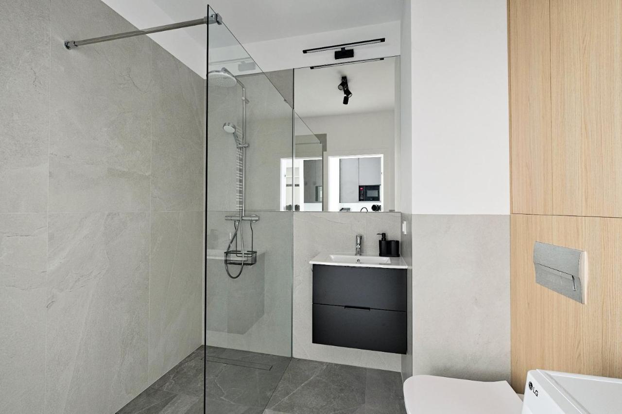 Optykow 3A Cozy Studio Promenada Apartment Varşovia Exterior foto